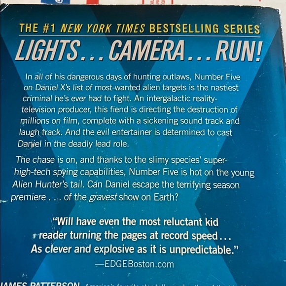 2 DANIEL X Books James Patterson #1 and #2 Aliens - Picture 8 of 11